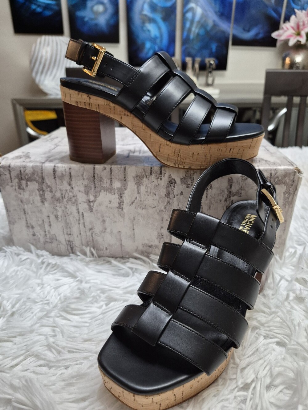 Michael Kors Women's Sz 6 Heeled Block Sandals